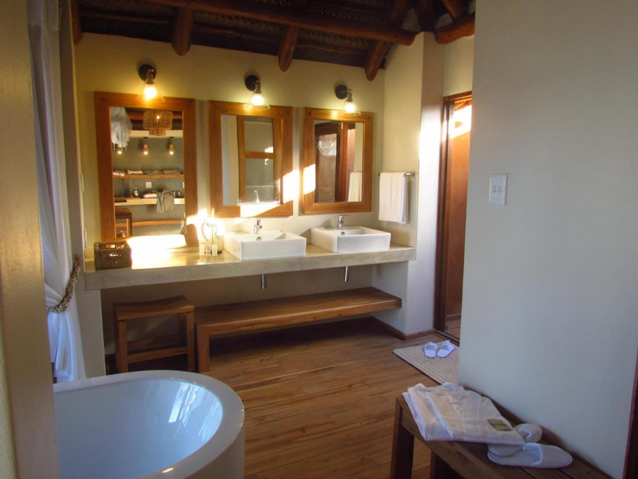Eclectic Beach Retreat Cabo Nhamua Exteriér fotografie